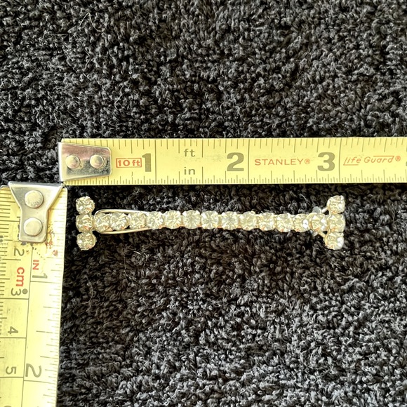 Vintage Sparkling Collection Celebrity Clip On Earrings, Brooch, Hair Cl… - Picture 9 of 9